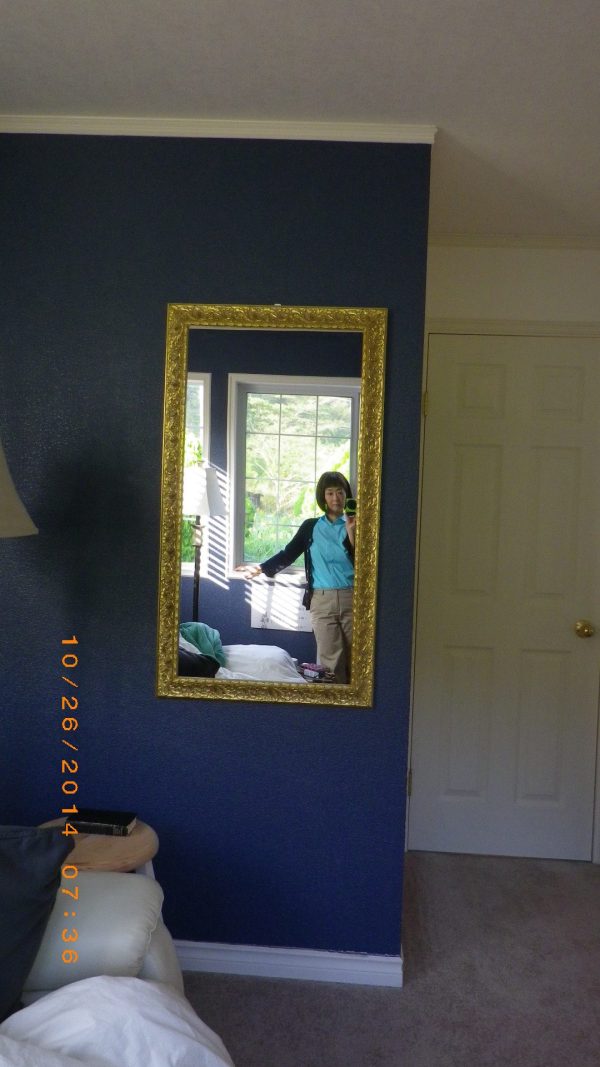 リビングにミラー