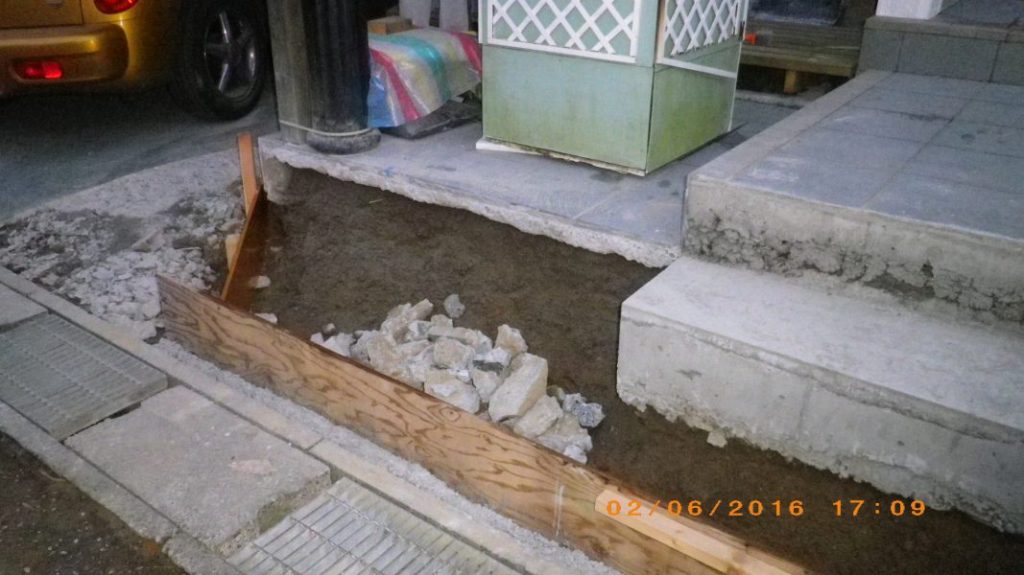 外階段2段目の型枠