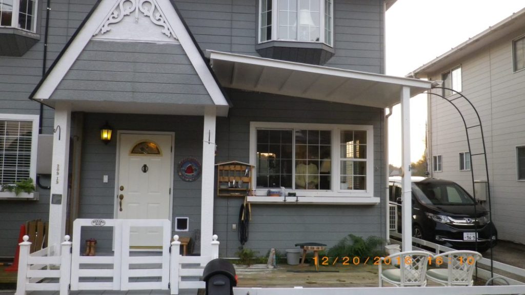 さらにハッスル　屋根のペンキ塗り