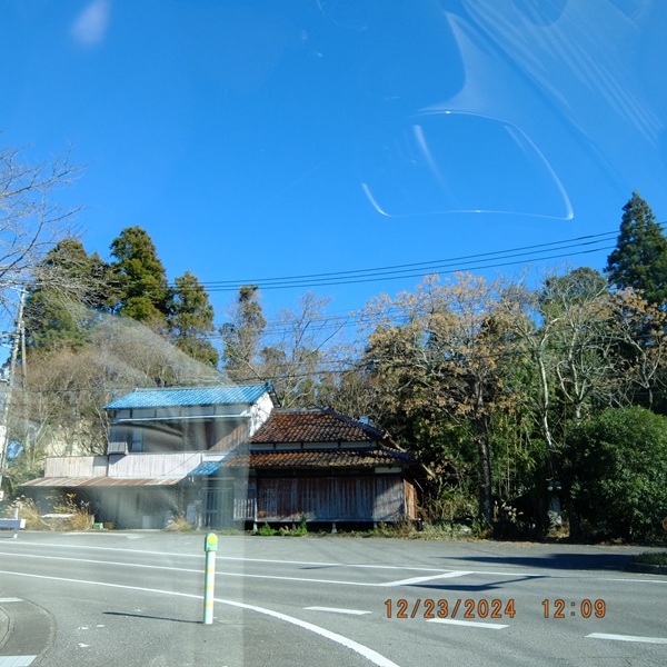 買い物行くにもフルオープン